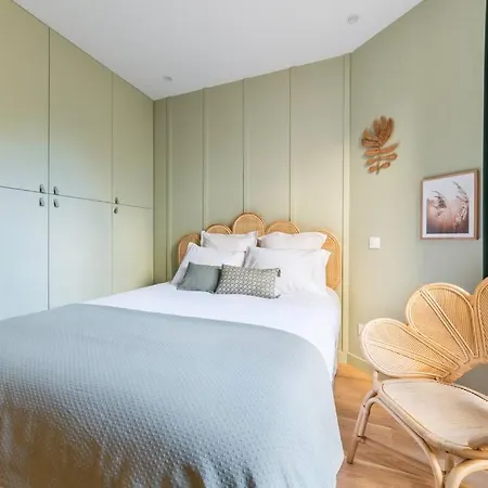 Luxury Flat Champs Elysees Air Cond. 6 Pers * Париж