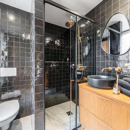 Luxury Flat Champs Elysees Air Cond. 6 Pers Апартаменты *