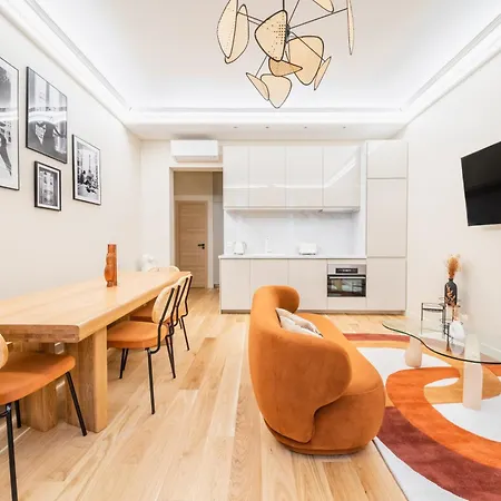 Luxury Flat Champs Elysees Air Cond. 6 Pers Апартаменты Париж