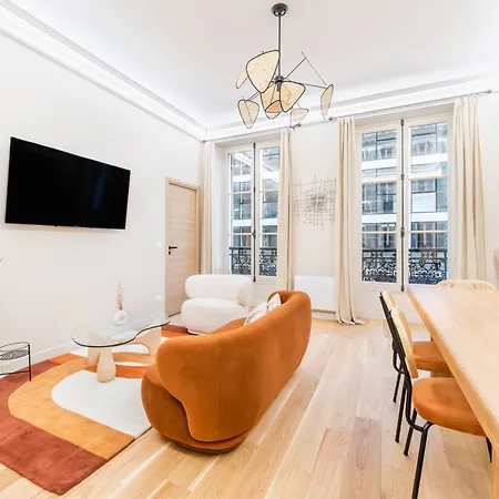 Luxury Flat Champs Elysees Air Cond. 6 Pers Париж